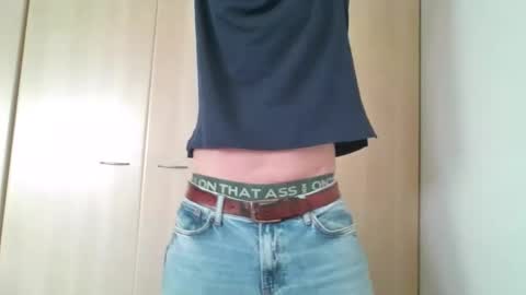 tigerjow941808 online show from 12.19.25