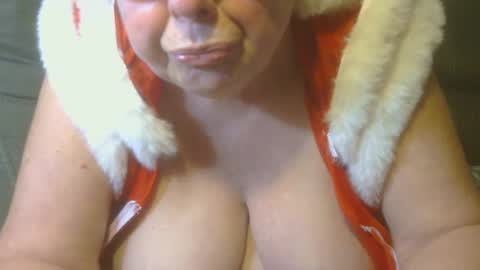 Snapshot of tight_kitty55 chatting on 12.08.24 tight Kitty55 online show from 12.08.24