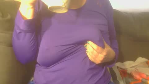 Snapshot of tight_kitty55 chatting on 03.11.25 tight Kitty55 online show from 03.11.25