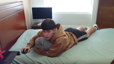 Snapshot of tightncuteass chatting on 09.18.25 Camilo online show from 09.18.25