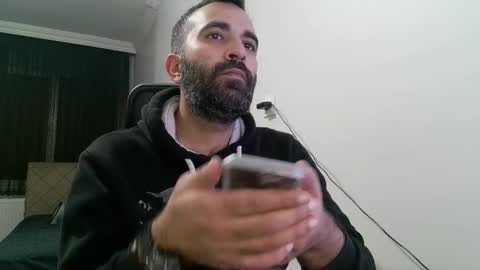 Snapshot of tiglatpleser chatting on 12.03.24 tiglatpleser online show from 12.03.24