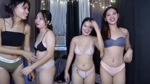 Snapshot of tikolina_12 chatting on 12.11.24 lina kyle medusa online show from 12.11.24