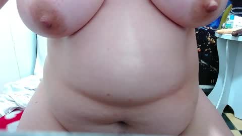 Snapshot of tila_nastyy chatting on 04.21.26 Tila online show from 04.21.26
