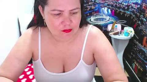 Snapshot of tila_nastyy chatting on 04.22.26 Tila online show from 04.22.26