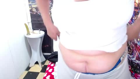 Snapshot of tila_nastyy chatting on 05.17.26 Tila online show from 05.17.26