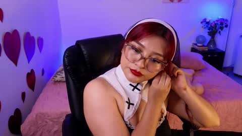 Snapshot of tilatequilas chatting on 02.22.26 Tila Tequila online show from 02.22.26