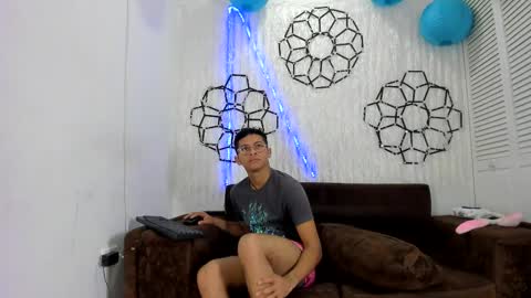 Snapshot of tim_boyd chatting on 12.30.24 tim_boyd online show from 12.30.24