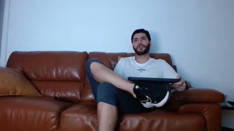 Snapshot of tim_cox chatting on 12.10.24 tim cox online show from 12.10.24