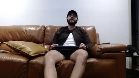 Snapshot of tim_cox chatting on 01.10.25 tim cox online show from 01.10.25