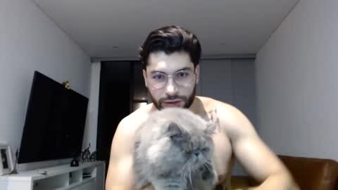 Snapshot of tim_cox chatting on 01.24.25 tim cox online show from 01.24.25