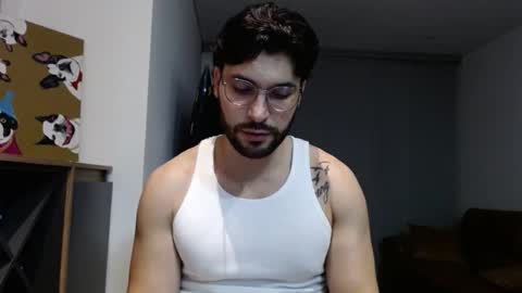 Snapshot of tim_cox chatting on 03.11.25 tim cox online show from 03.11.25