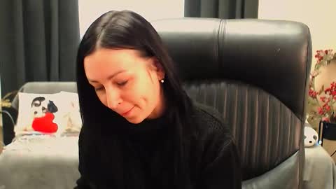 Luisa online show from 02.25.26