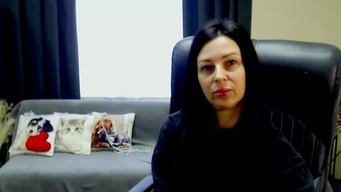 Luisa online show from 04.02.26