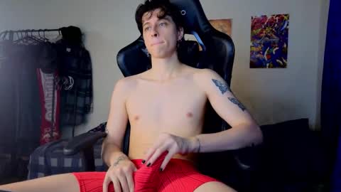 timmy  independent model  help me reach 50 thumbs up pls online show from 11.02.25