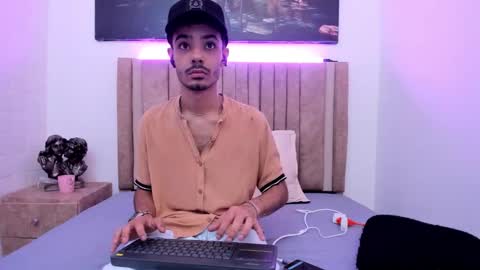 Evans  online show from 01.10.26