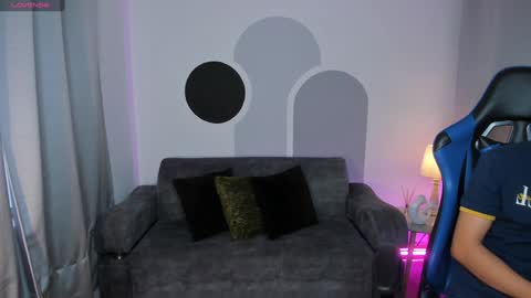 timi  jones online show from 01.10.25