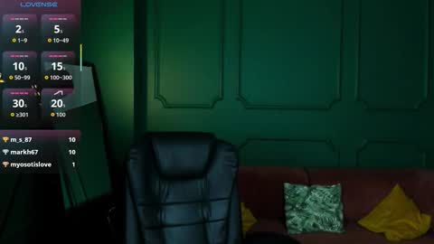 tina_tayllor__ online show from 03.11.26