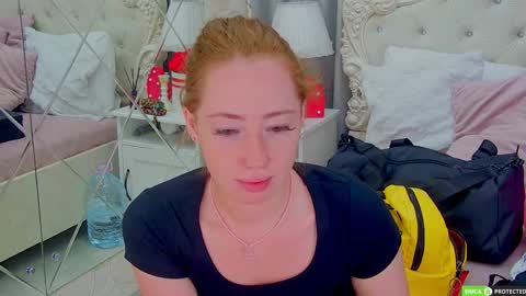 Snapshot of tinabrook chatting on 09.10.25 Tina online show from 09.10.25