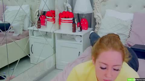 Snapshot of tinabrook chatting on 10.03.25 Tina online show from 10.03.25
