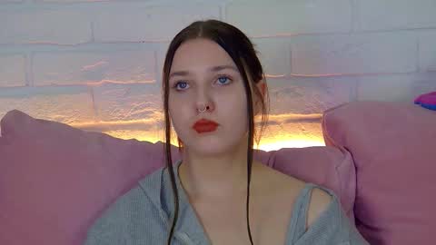 TinaBurton online show from 12.03.25