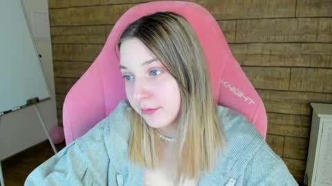 Snapshot of tinaburton chatting on 05.31.26 TinaBurton online show from 05.31.26