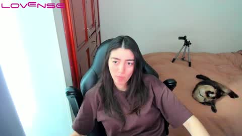 Snapshot of tinaconti chatting on 05.28.26 Tina online show from 05.28.26