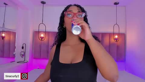 Tina online show from 09.28.25