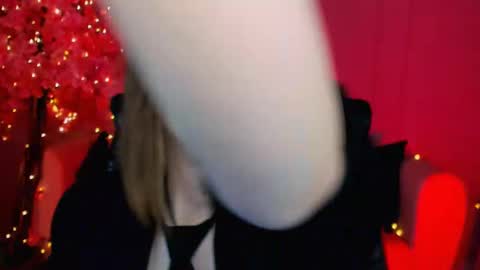 Snapshot of tinadavil chatting on 01.11.25 Tina Davil online show from 01.11.25