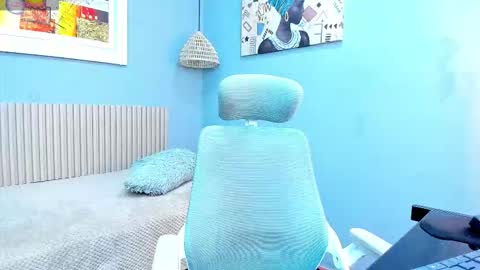 tinisweet online show from 10.01.25