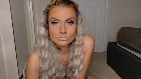 tinkerbell822 online show from 02.17.26