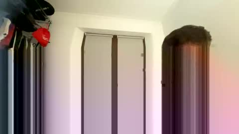 tinky0101 online show from 10.27.25