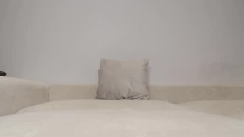 Snapshot of tinnysexygirl chatting on 03.07.25 MissMagicLegs online show from 03.07.25