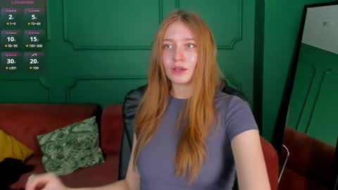 Snapshot of tinnytiana chatting on 03.10.26 Tiana online show from 03.10.26