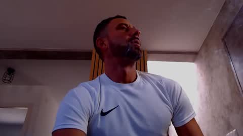 tinoclandestino online show from 02.01.25