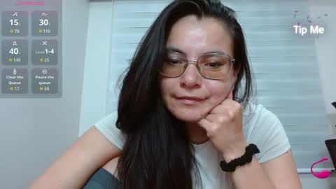 Snapshot of tiny_caroline chatting on 07.23.26 Tiny Caroline online show from 07.23.26