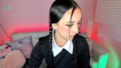 Snapshot of tiny_cora chatting on 07.12.26 tiny_cora online show from 07.12.26