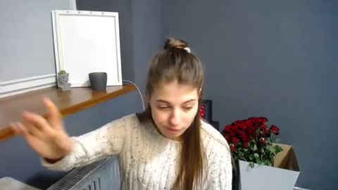 Snapshot of tiny_felicity chatting on 02.21.25 Gloria online show from 02.21.25