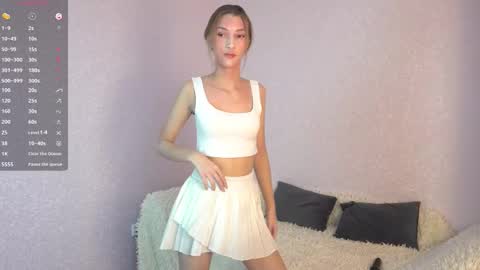 Snapshot of tiny_lilyy chatting on 10.10.25 Lily online show from 10.10.25