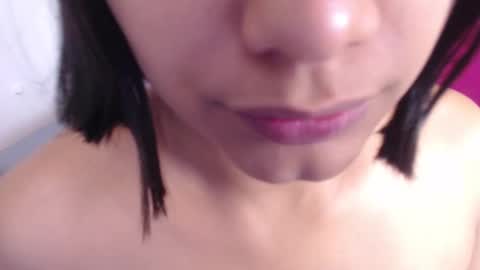 tiny_whore18 online show from 10.03.25