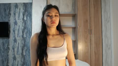 Snapshot of tinykawaii chatting on 04.29.26 Tina extra tips in PVT online show from 04.29.26