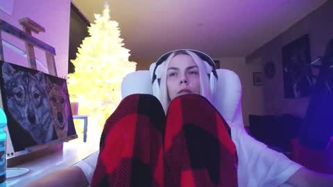 stage Kylie Sinner  brand CLITBAIT online show from 11.18.25