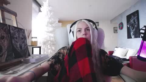 stage Kylie Sinner  brand CLITBAIT online show from 11.26.25