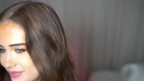 Lili online show from 11.18.25