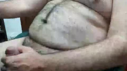 Snapshot of tiobelo chatting on 10.20.25 tiobelo online show from 10.20.25