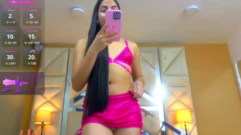 Snapshot of tiphani_walker_ chatting on 12.12.24 Tiphani Walker online show from 12.12.24
