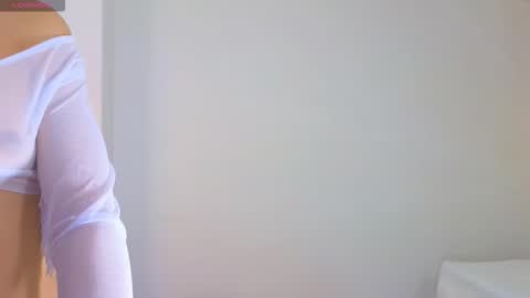 Tiphani Walker online show from 01.09.26