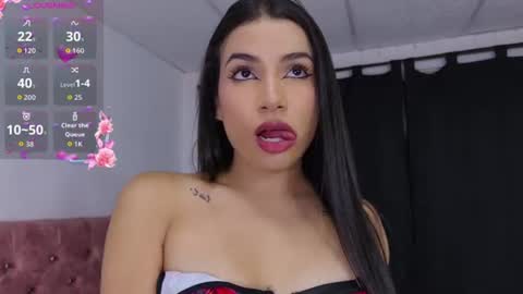 Snapshot of tiphani_walker_ chatting on 07.29.26 Tiphani Walker online show from 07.29.26