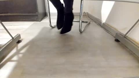 Snapshot of tired33 chatting on 02.14.26 Anna online show from 02.14.26