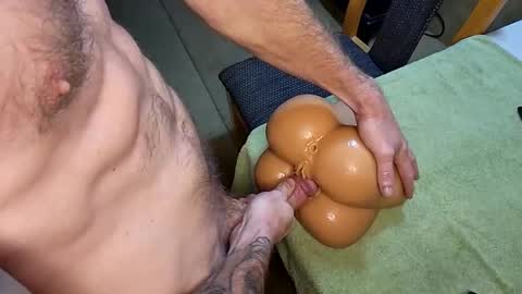 Snapshot of tisanondude chatting on 02.11.25 TisAnonDude online show from 02.11.25