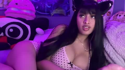 HOTTIE4U online show from 11.04.25
